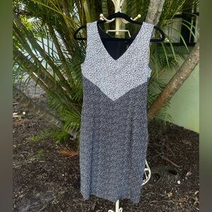 White House Black Market Textured Black and White Knee Length Dress. Office